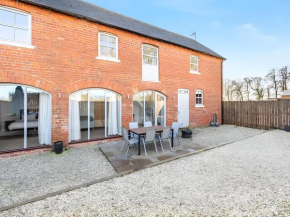 The Granary, Wolds Way Holiday Cottages, spacious 3 bed cottage